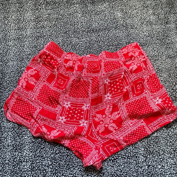 Mossimo Supply Co. Red and White Patterned Shorts - Picture 5 of 8